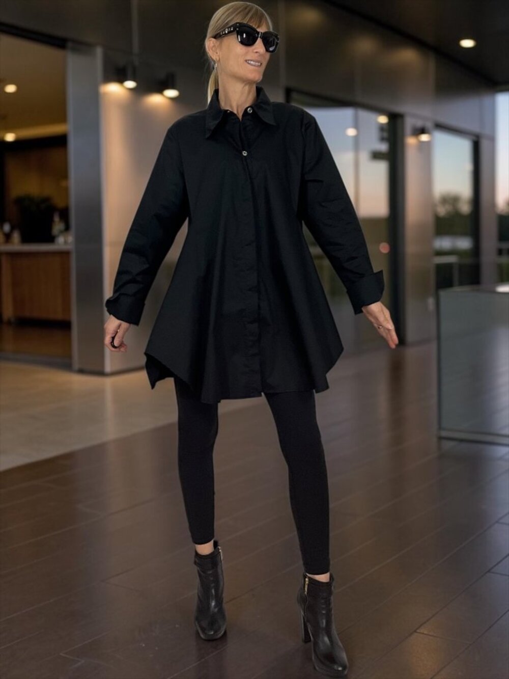 PLANET By Lauren G Cotton Oversized Shirt 2 US/L Black Pleated Sides Pockets
